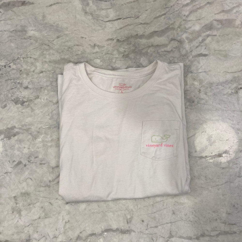 Girls Vineyard Vines Large Whale Long Sleeve!